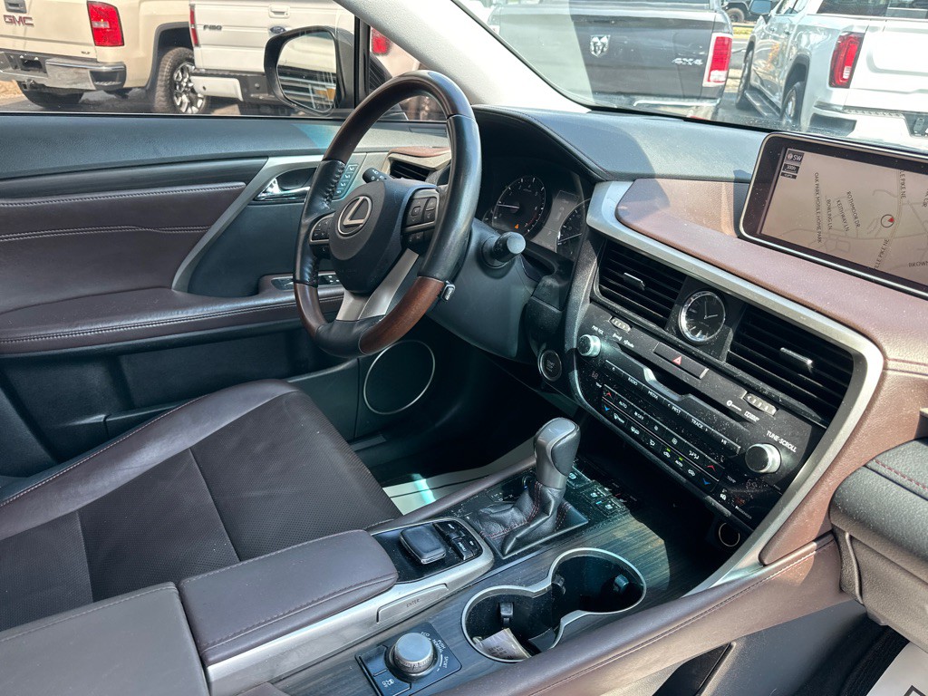 2017 Lexus RX Image 9