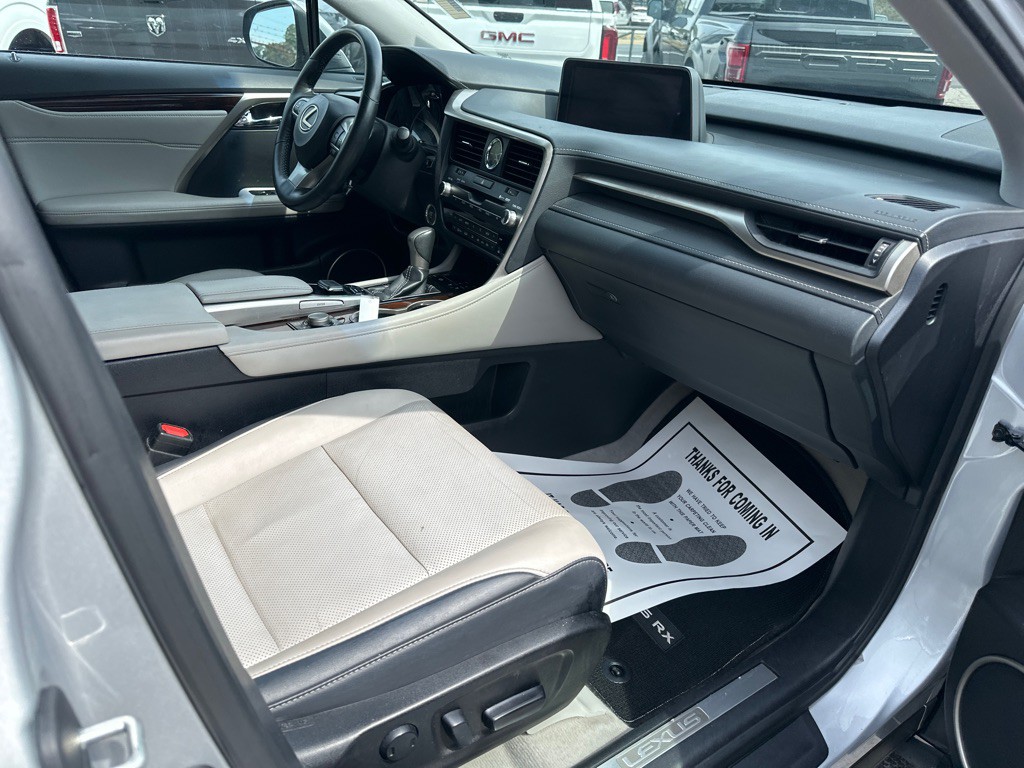 2016 Lexus RX Image 7
