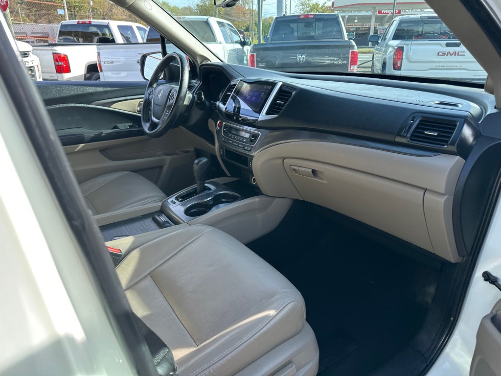 2016 Honda Pilot Image 7