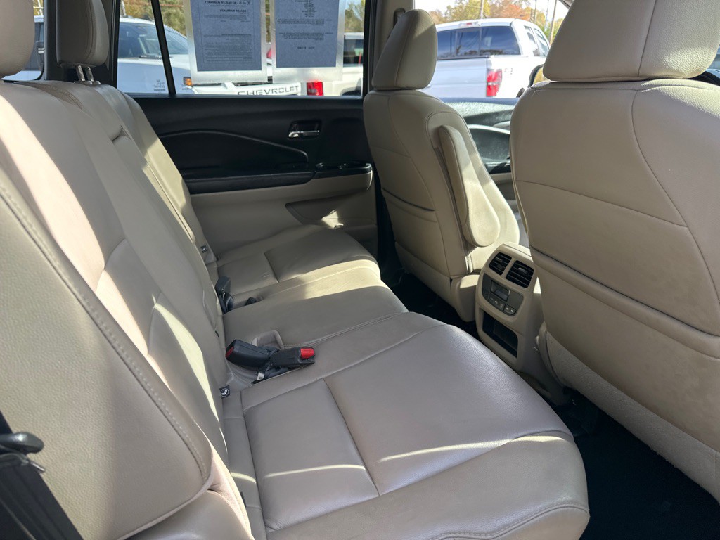 2016 Honda Pilot Image 10