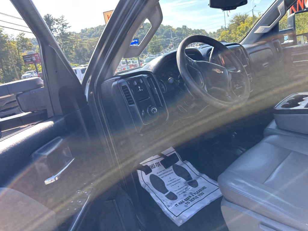 2018 Chevrolet Silverado 1500 Image 17