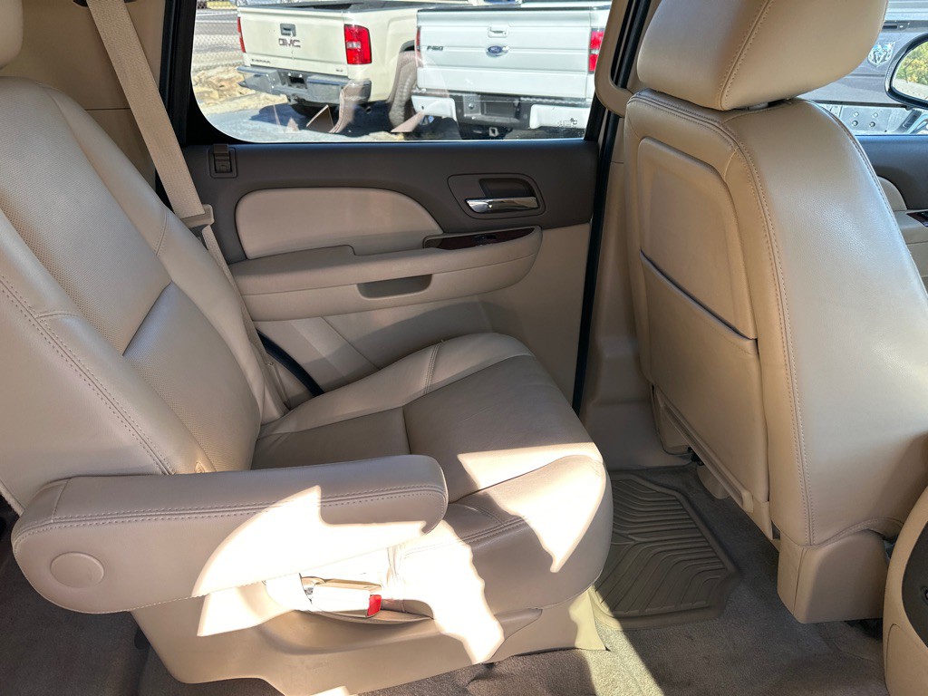 2014 Chevrolet Tahoe Image 12