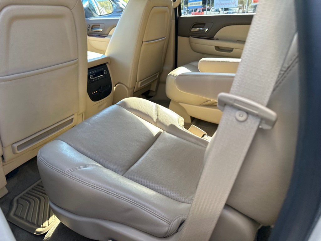 2014 Chevrolet Tahoe Image 16