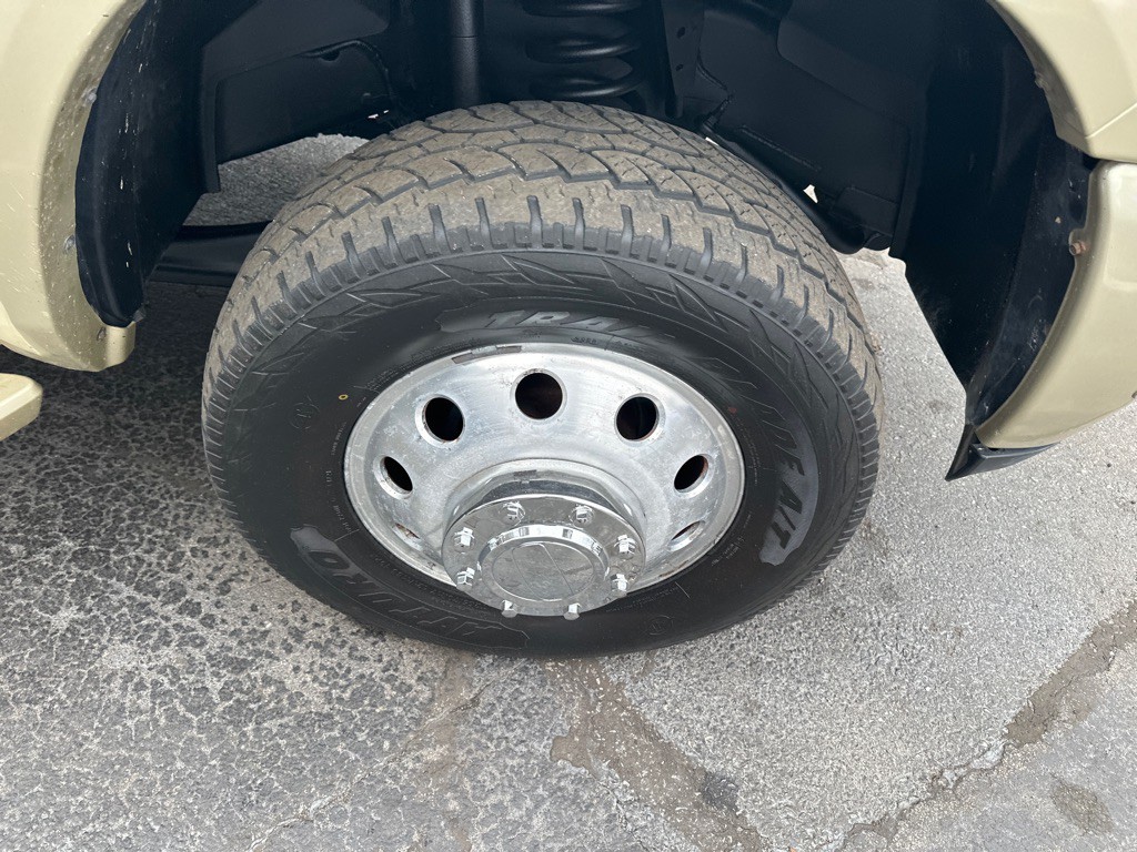 2017 RAM 3500 Image 5