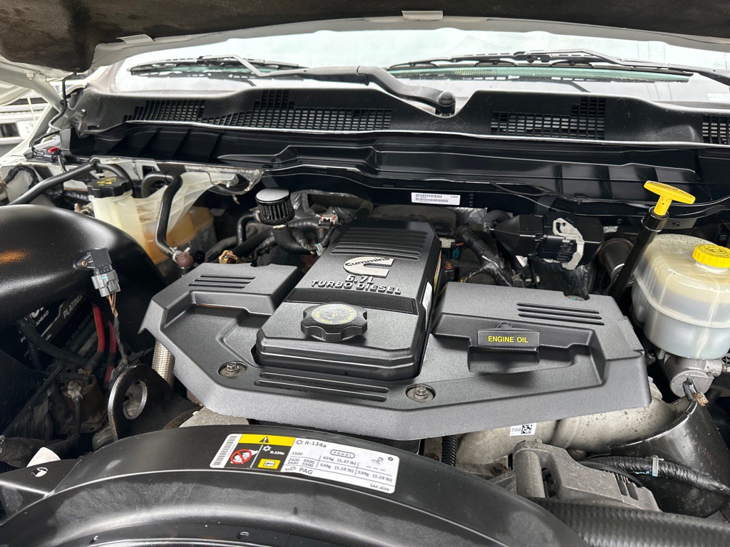 2017 RAM 3500 Image 15