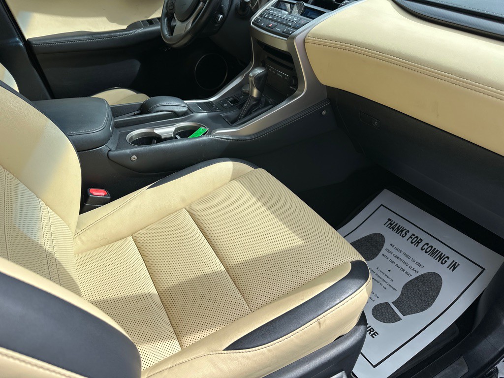 2015 Lexus NX Image 7