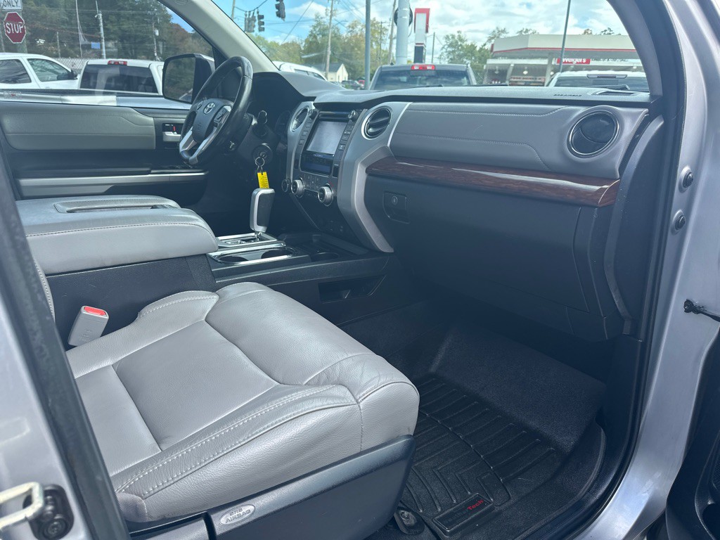 2014 Toyota Tundra Image 7