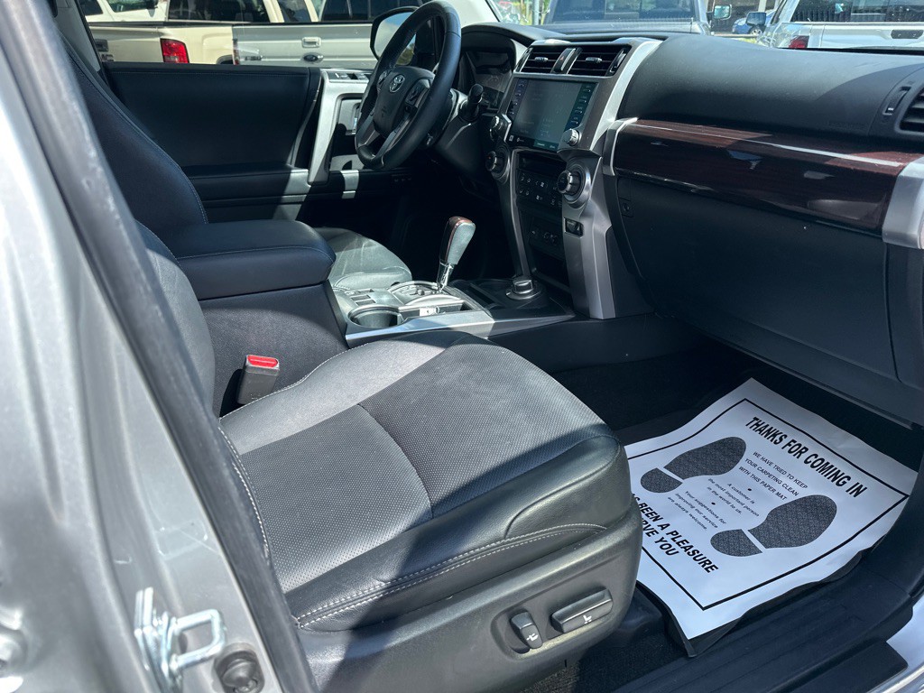 2021 Toyota 4Runner Image 7