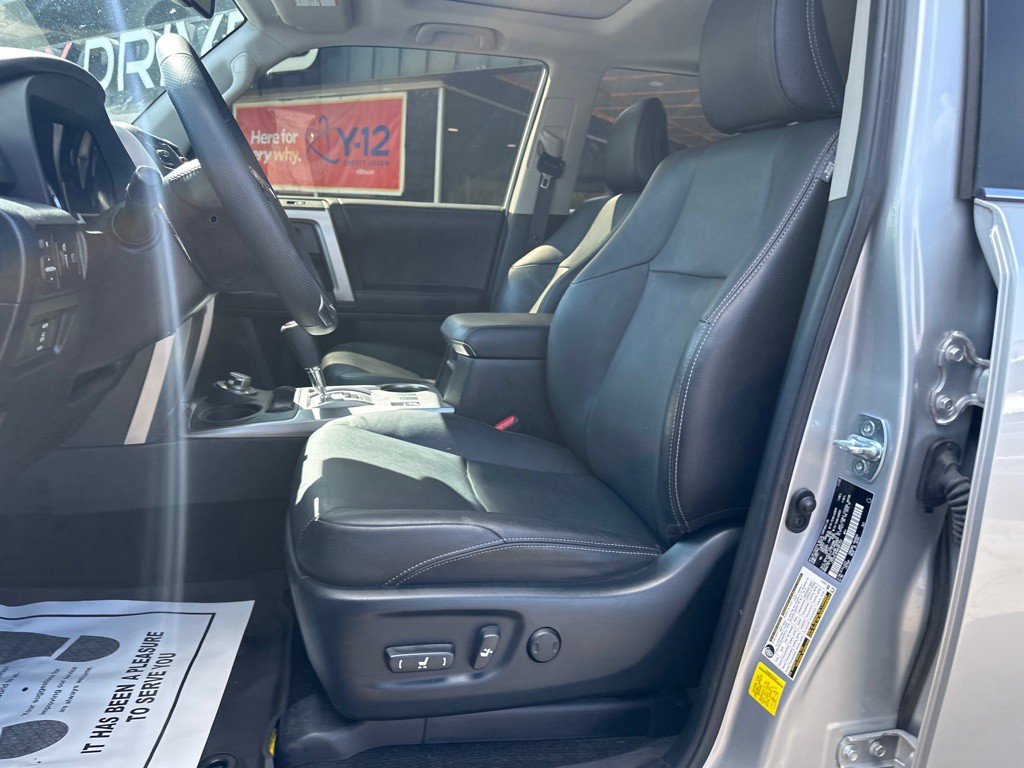 2021 Toyota 4Runner Image 19