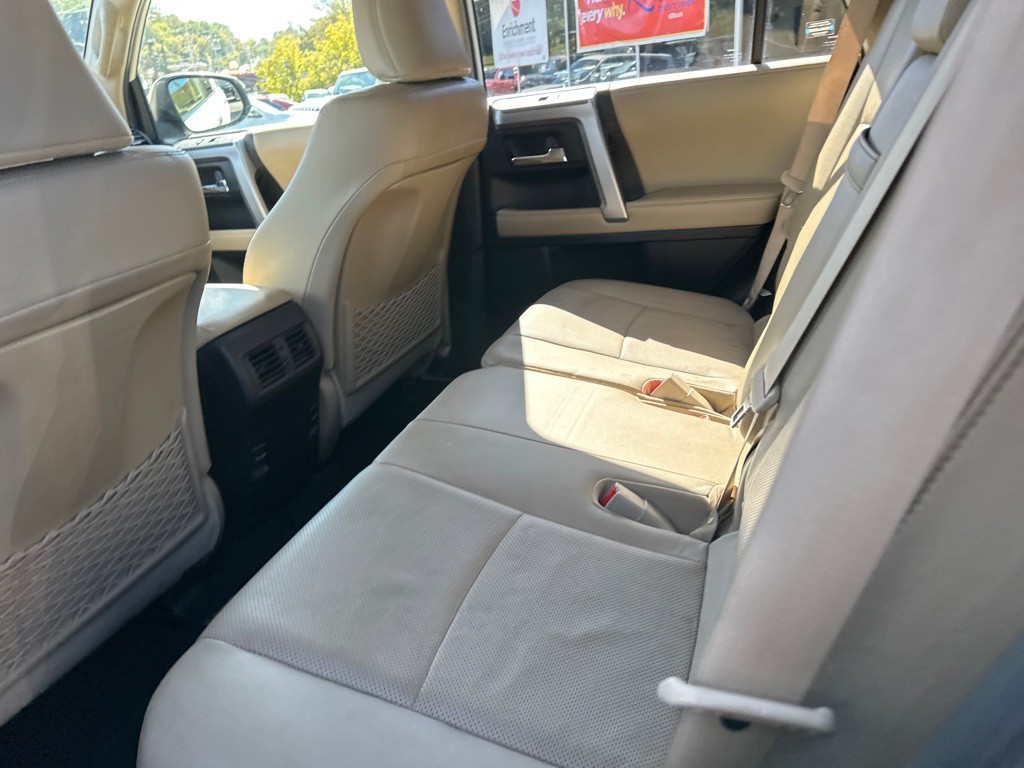 2019 Toyota 4Runner Image 14