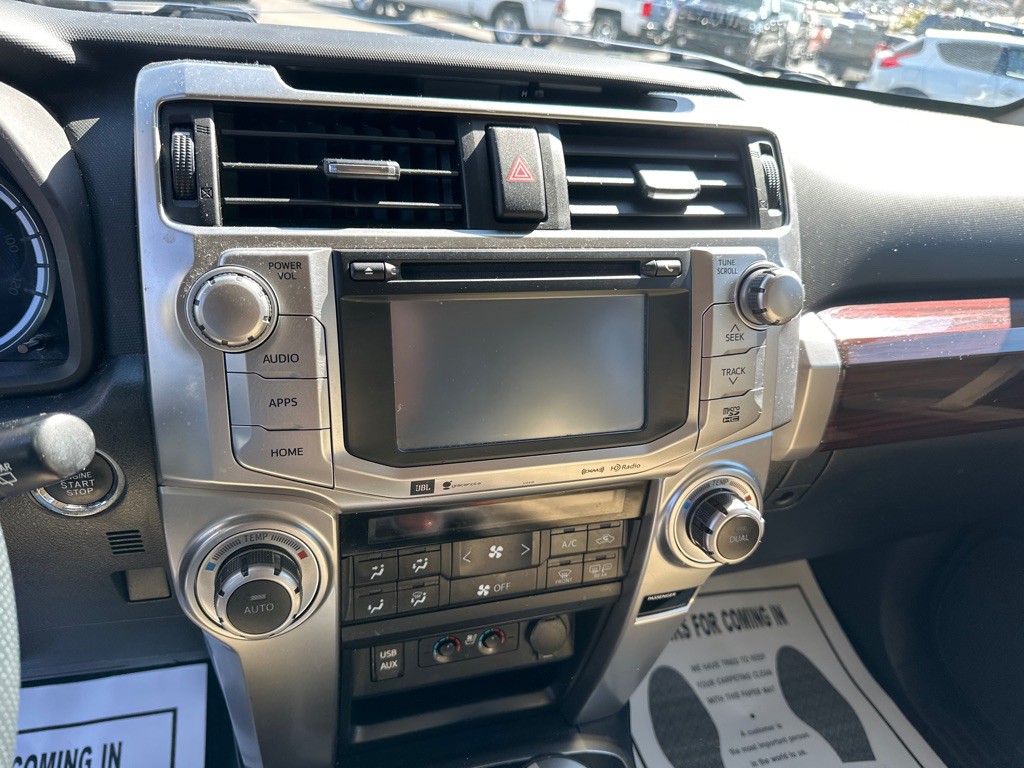 2019 Toyota 4Runner Image 16