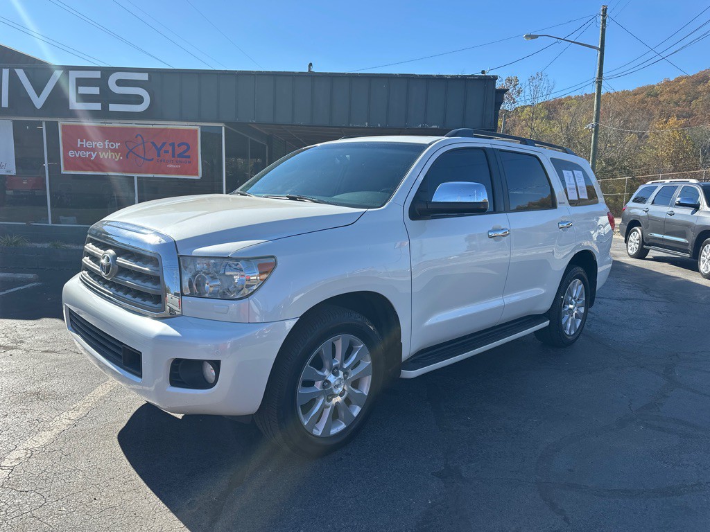 2014 Toyota Sequoia Image 1