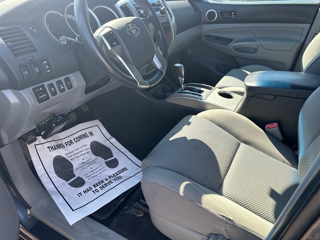 2012 Toyota Tacoma Image 11