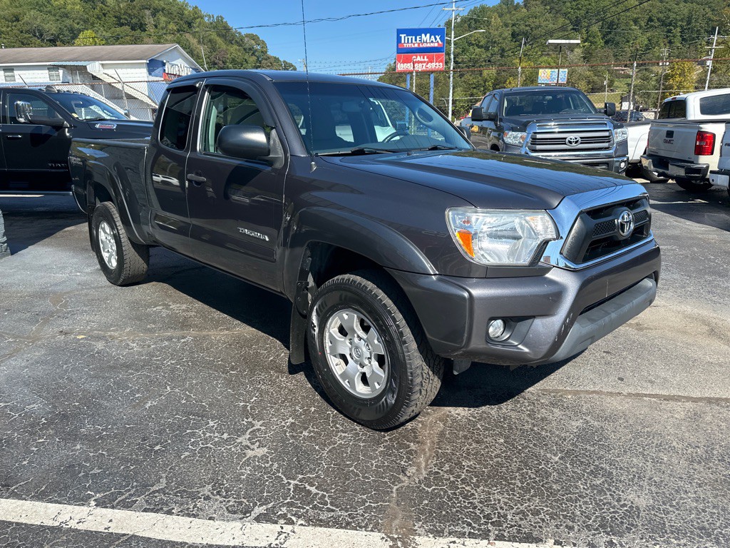 2012 Toyota Tacoma Image 2