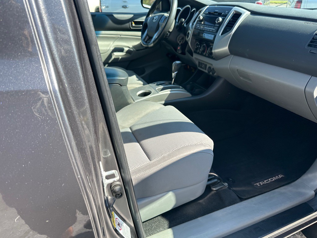 2012 Toyota Tacoma Image 5