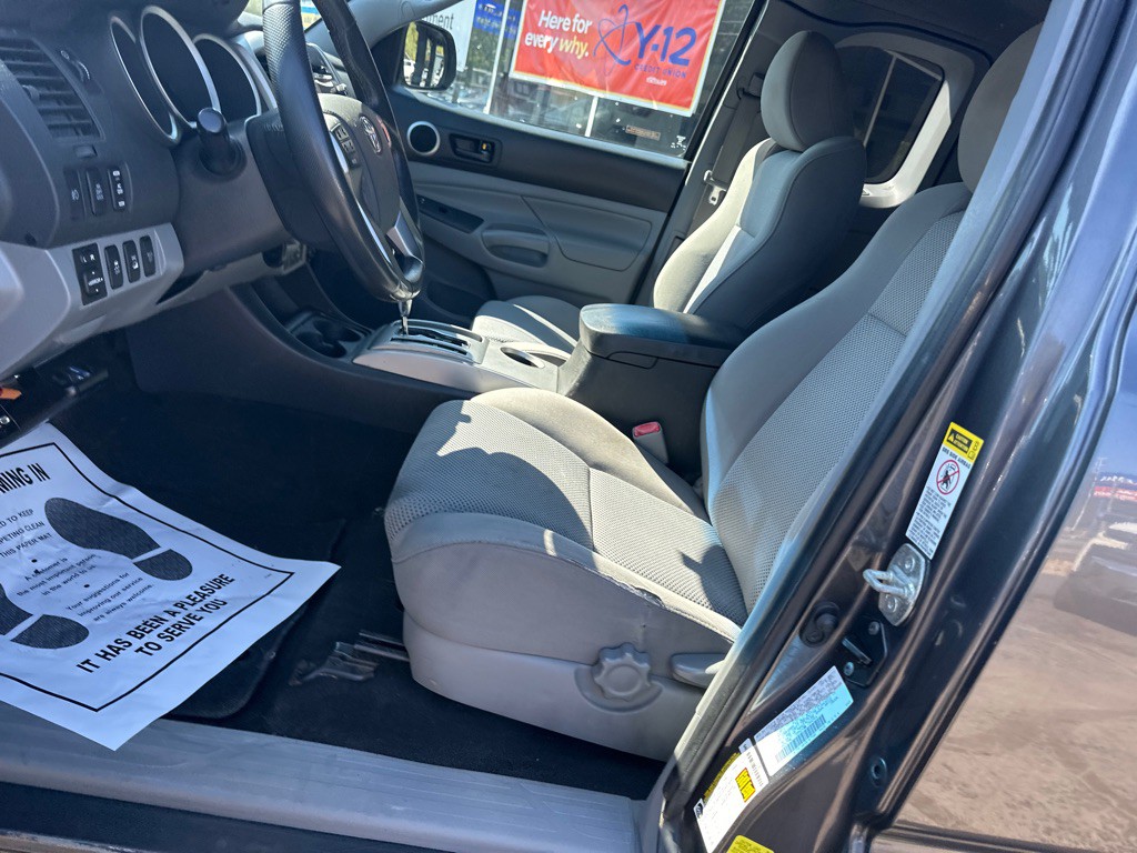 2012 Toyota Tacoma Image 14