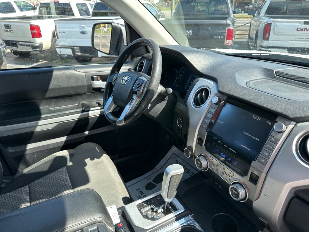 2020 Toyota Tundra Image 8