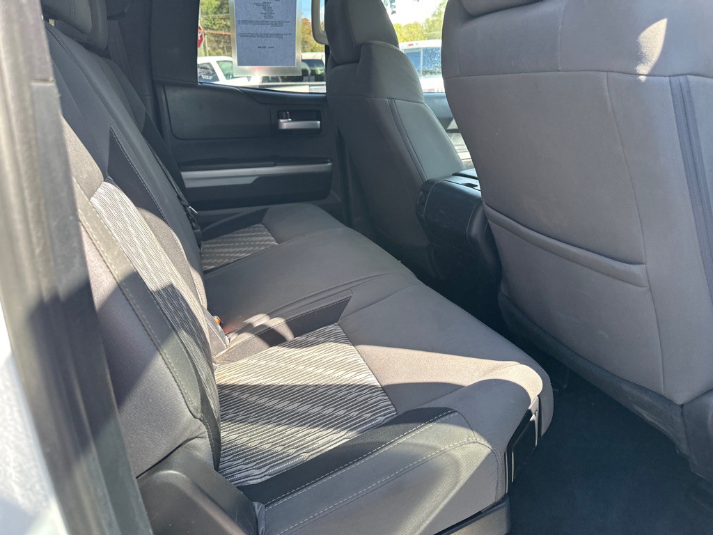 2020 Toyota Tundra Image 9