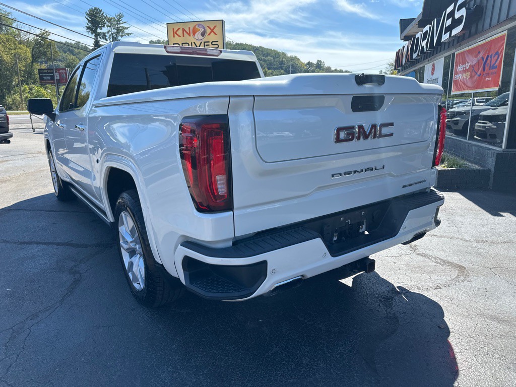 2019 GMC Sierra Image 2