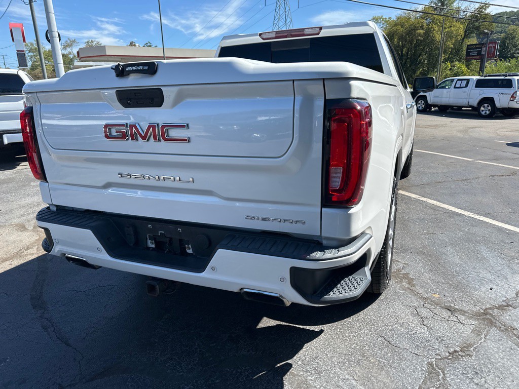 2019 GMC Sierra Image 3