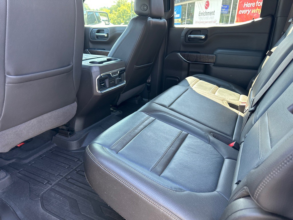 2019 GMC Sierra Image 16