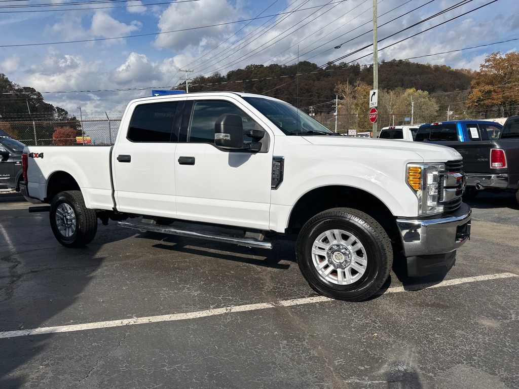 2017 Ford F-250 Image 4