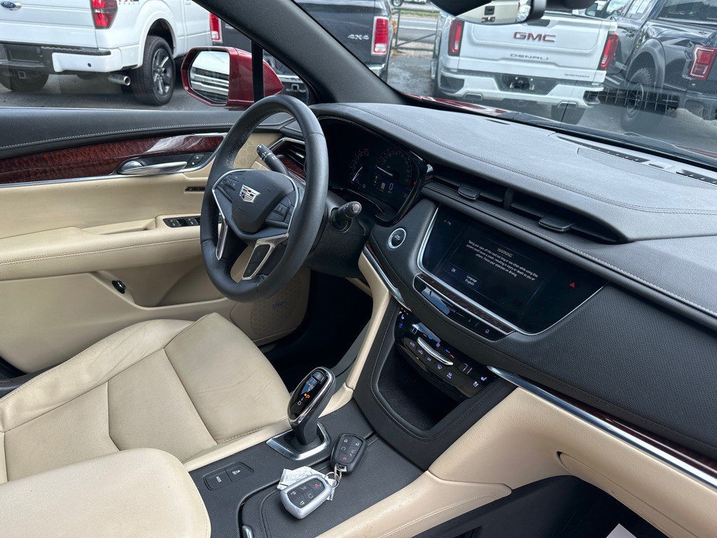 2018 Cadillac XT5 Image 7