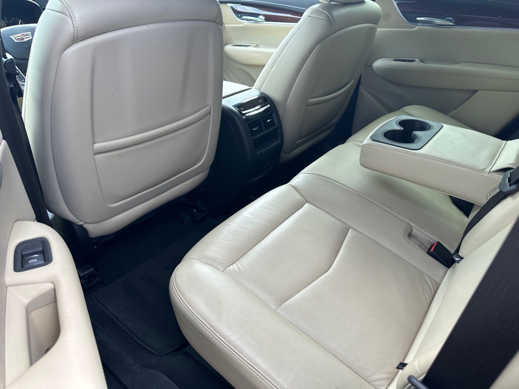 2018 Cadillac XT5 Image 12