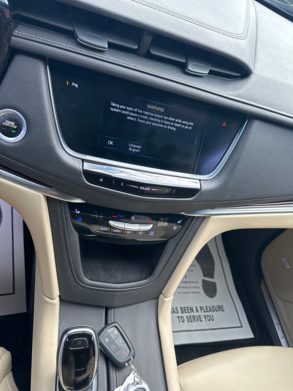 2018 Cadillac XT5 Image 15