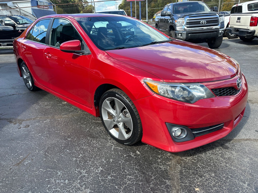 2013 Toyota Camry Image 4