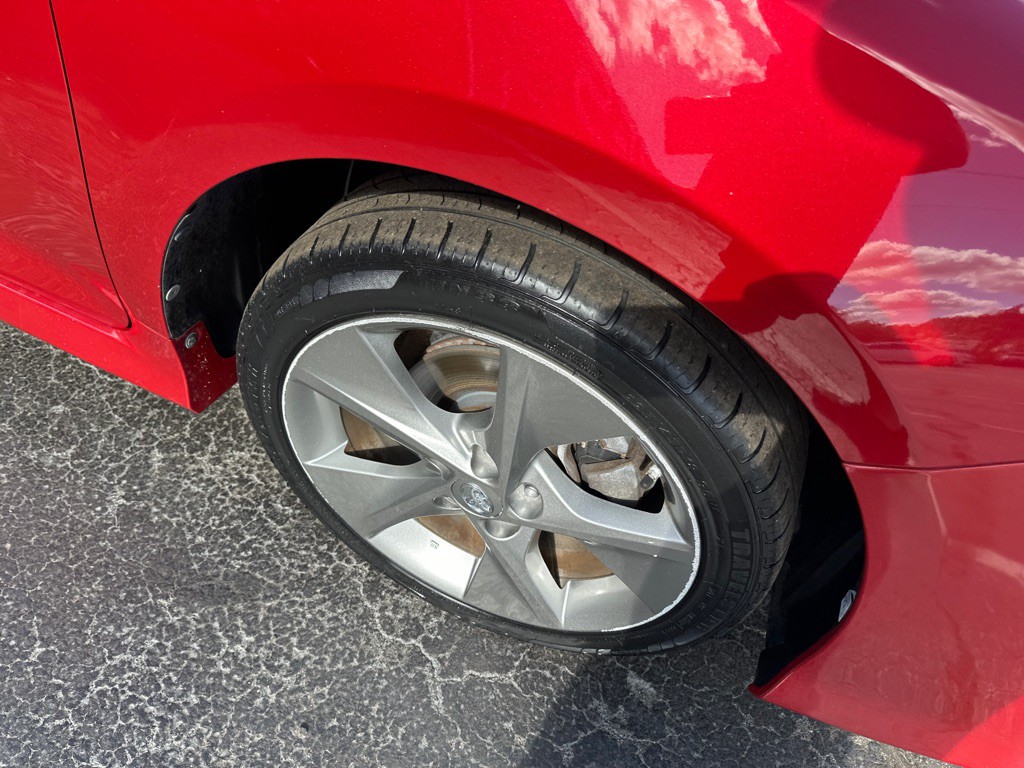 2013 Toyota Camry Image 6