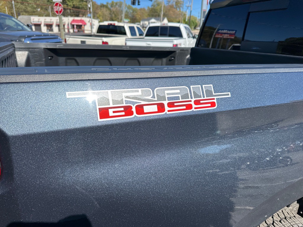 2022 Chevrolet Silverado 1500 Image 12