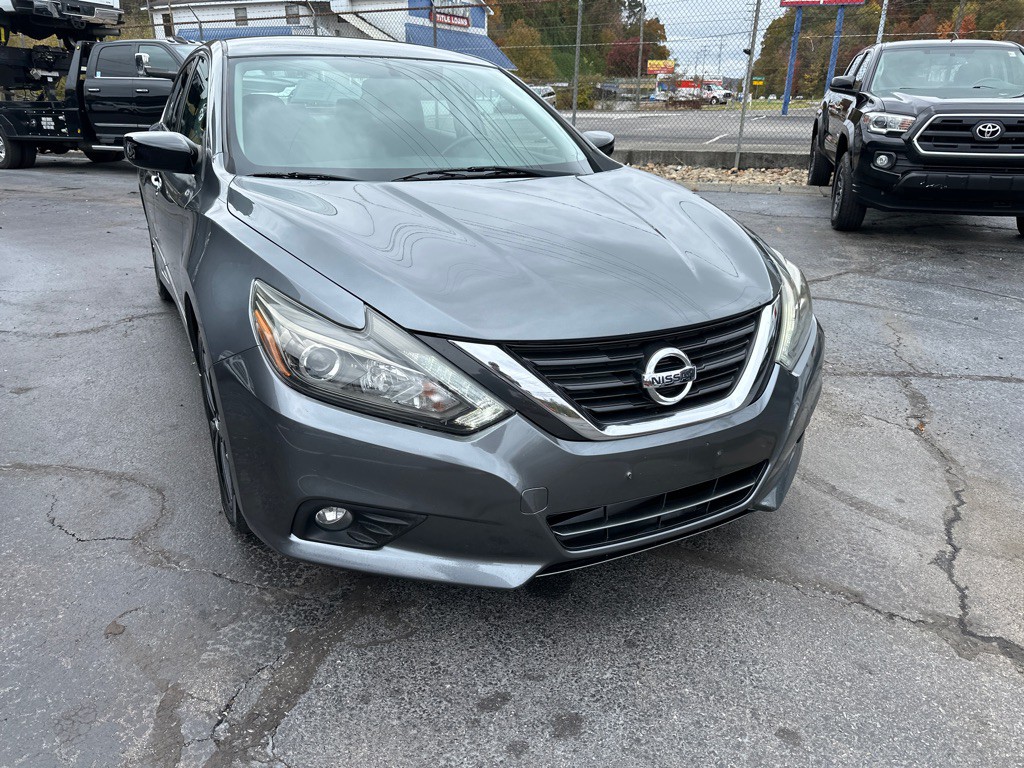 2017 Nissan Altima Image 5
