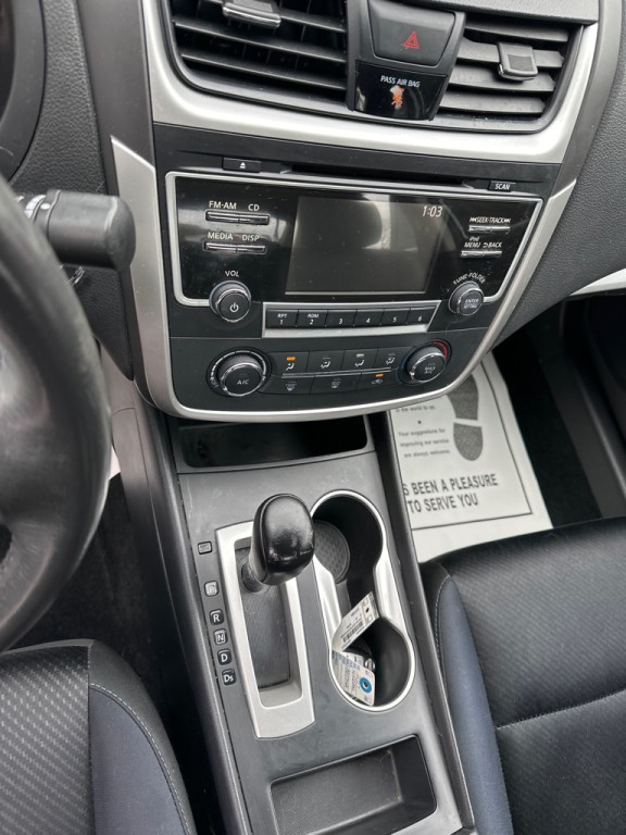 2017 Nissan Altima Image 15