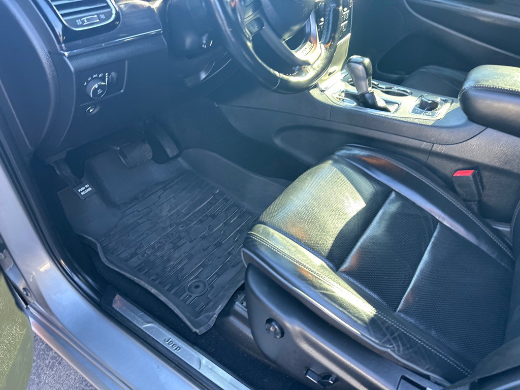 2020 Jeep Grand Cherokee Image 15