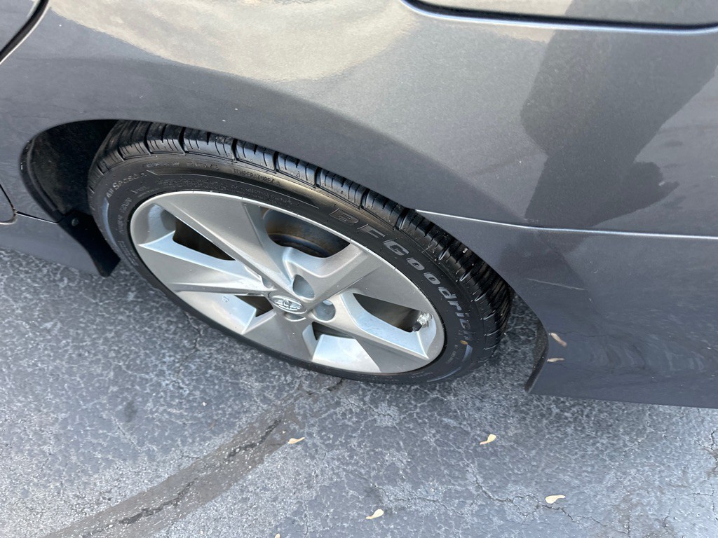 2012 Toyota Camry Image 11