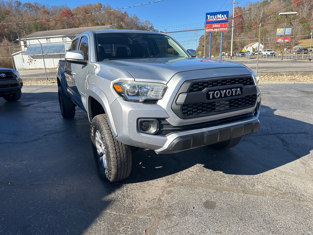2018 Toyota Tacoma Image 5
