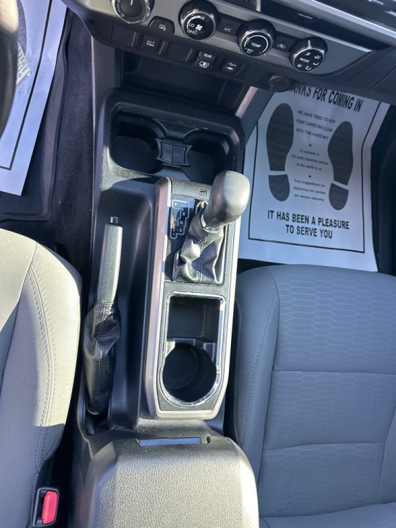 2018 Toyota Tacoma Image 15