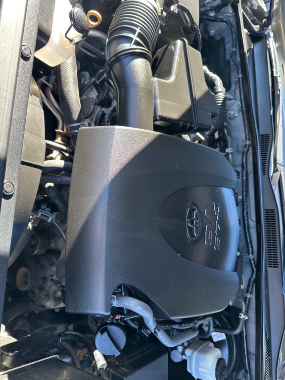 2018 Toyota Tacoma Image 17