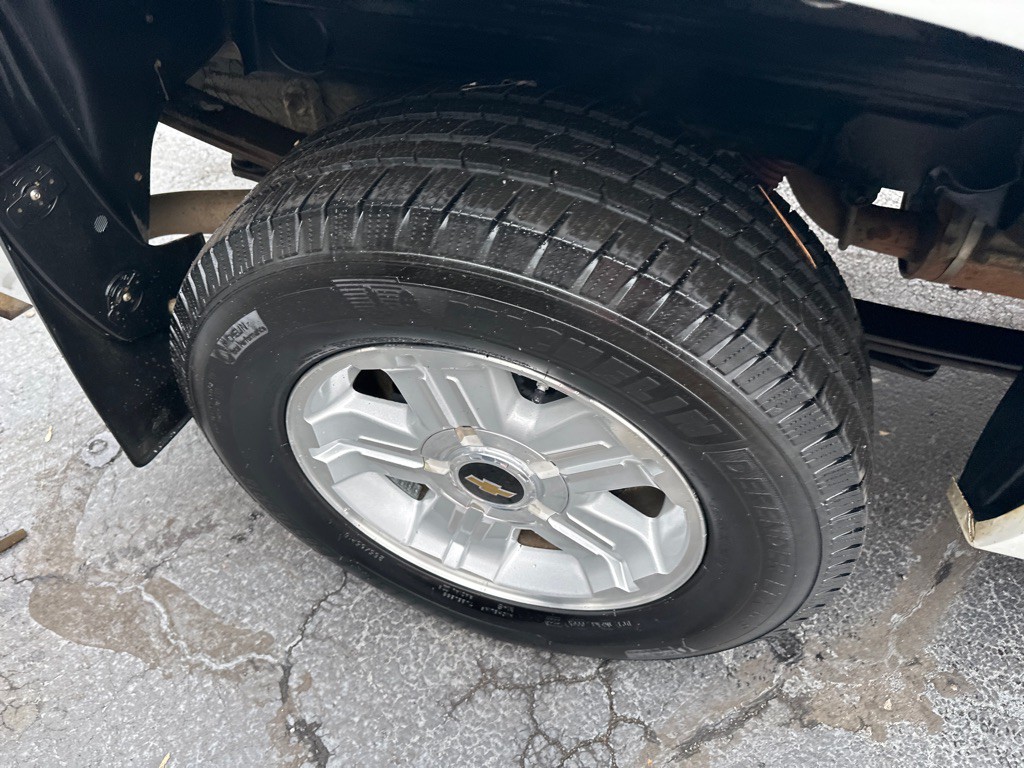 2011 Chevrolet Silverado 1500 Image 10