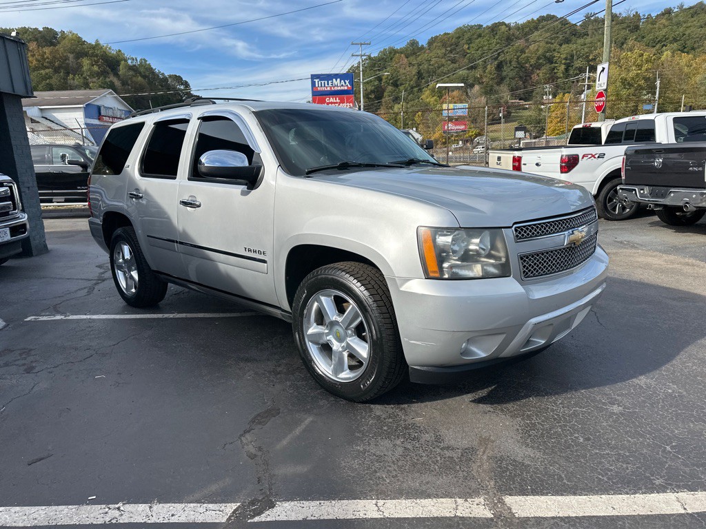 2011 Chevrolet Tahoe Image 4