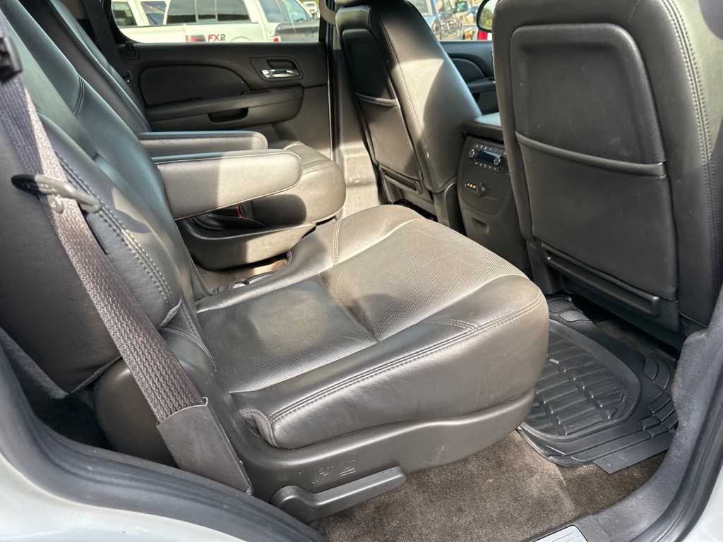 2011 Chevrolet Tahoe Image 10