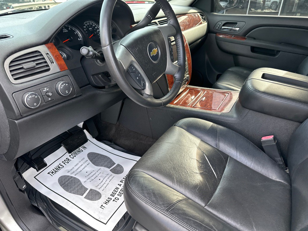 2011 Chevrolet Tahoe Image 16