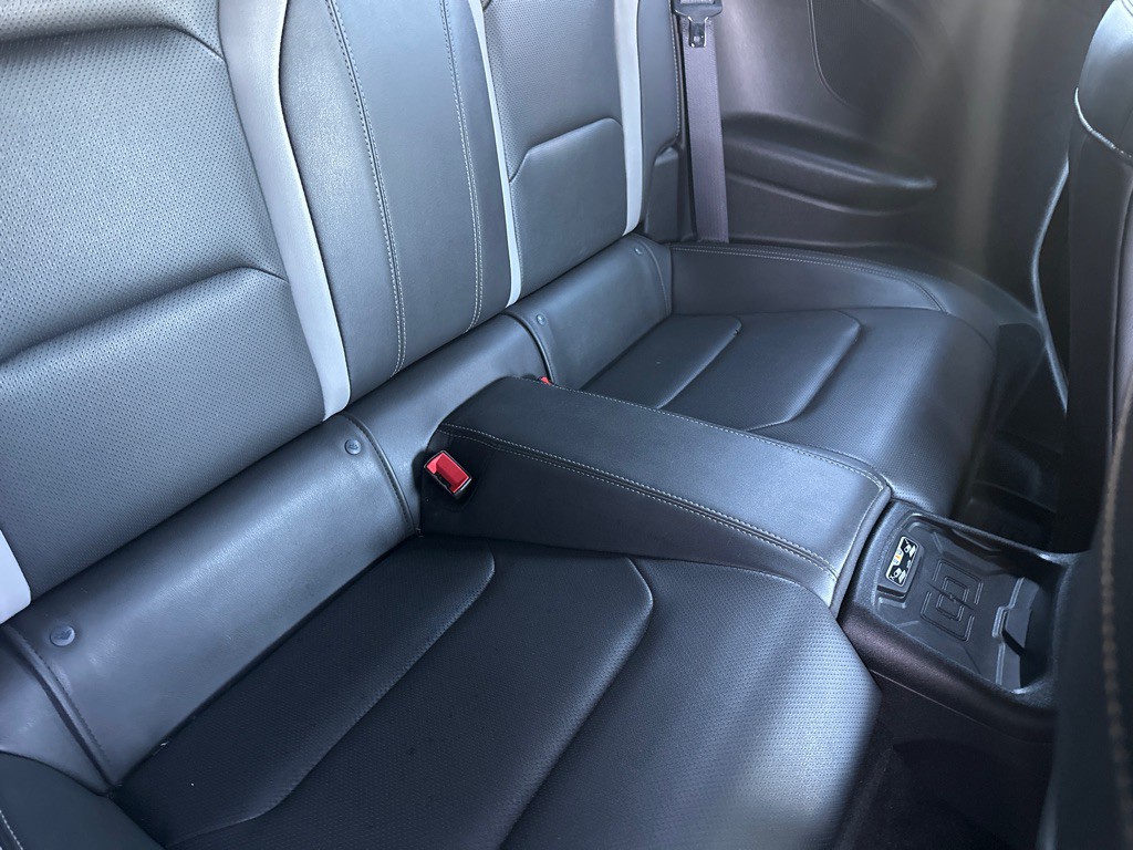 2016 Chevrolet Camaro Image 9