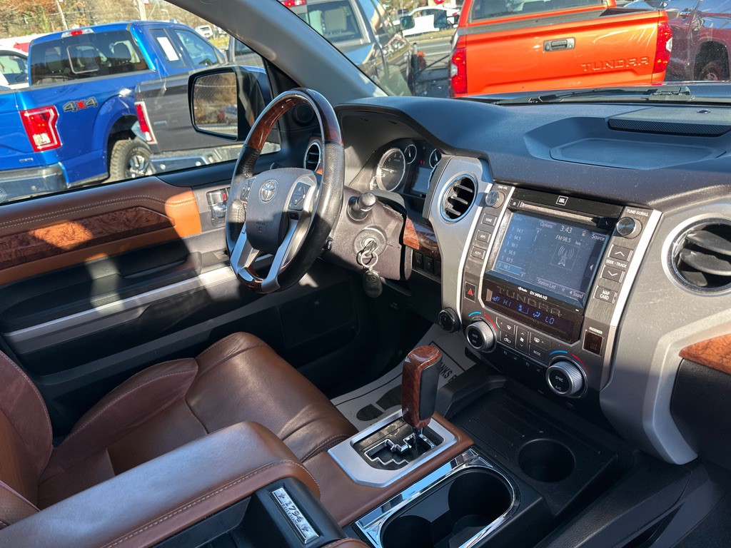 2014 Toyota Tundra Image 9