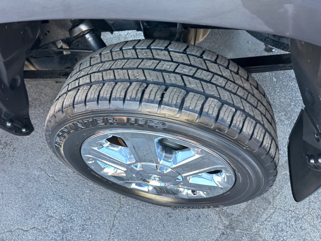 2014 Toyota Tundra Image 13