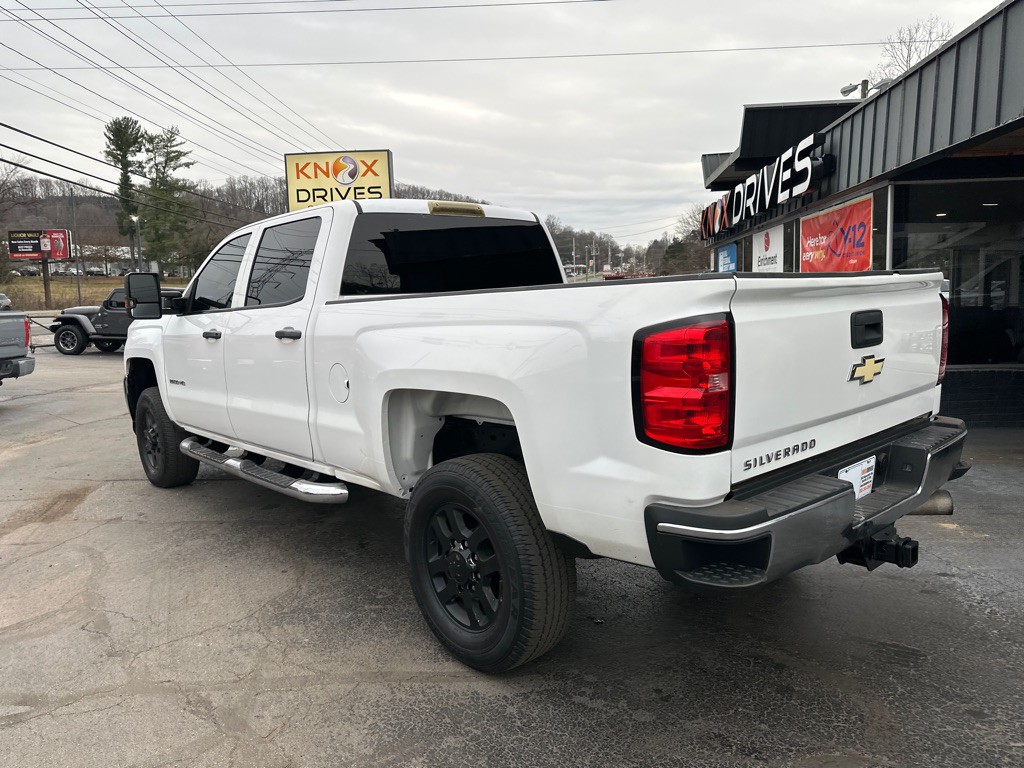 2015 Chevrolet Silverado 1500 Image 2