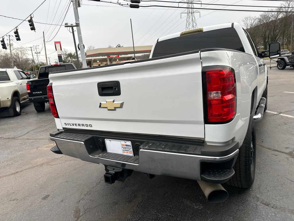 2015 Chevrolet Silverado 1500 Image 3
