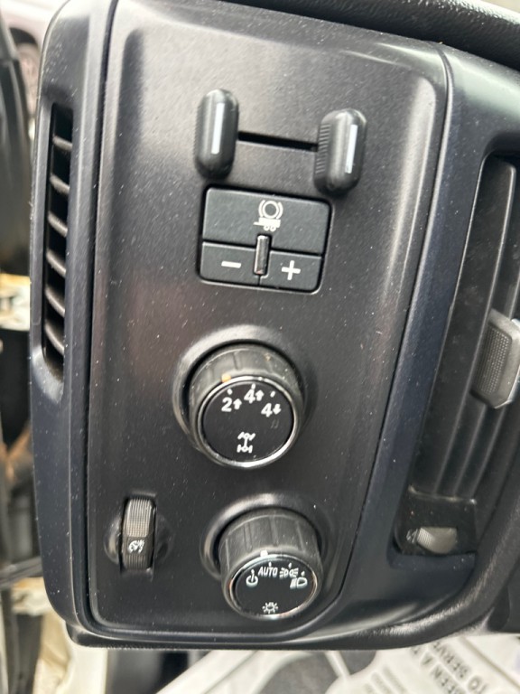 2015 Chevrolet Silverado 1500 Image 16