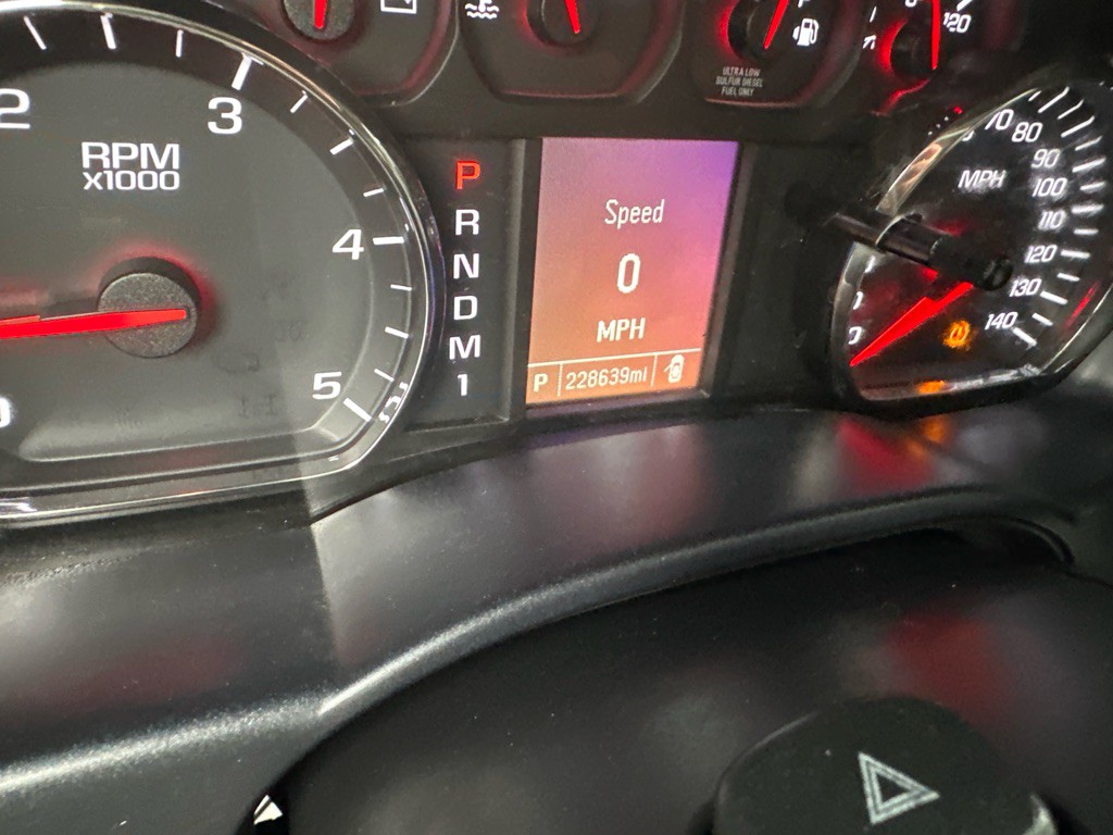 2015 Chevrolet Silverado 1500 Image 17